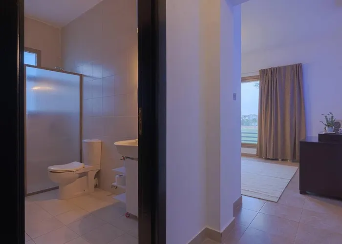 Safty Palm Oasis Private Pool & Access Villa *