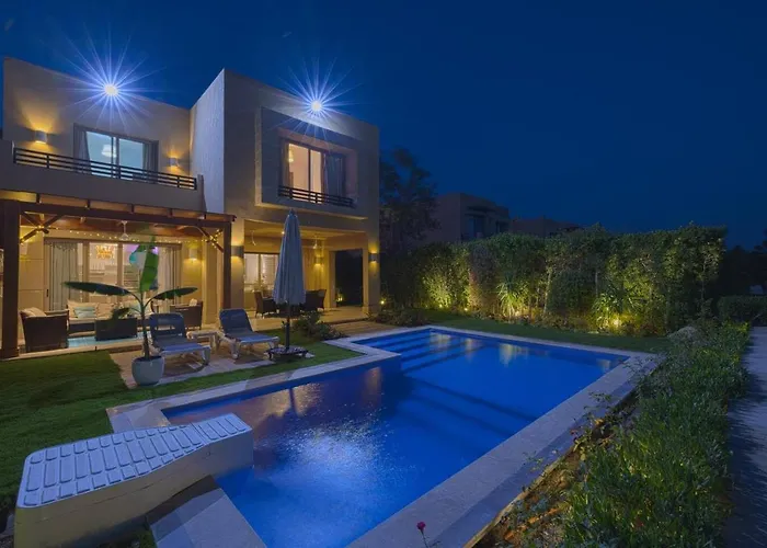 Safty Palm Oasis Private Pool & Access