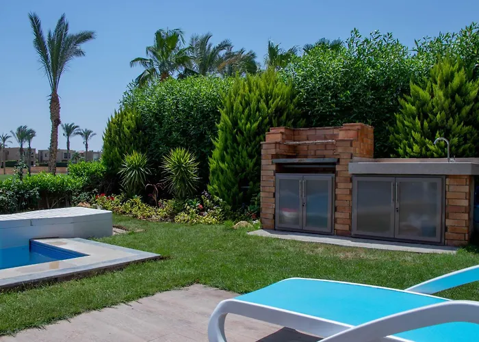 Safty Palm Oasis Private Pool & Access *